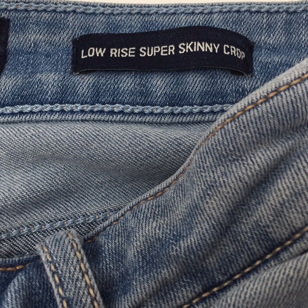 Hollister Jeans Holes Low Rise Super Skinny Crop - Picture 8 of 10